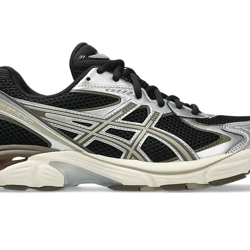 Asics Sneakers
